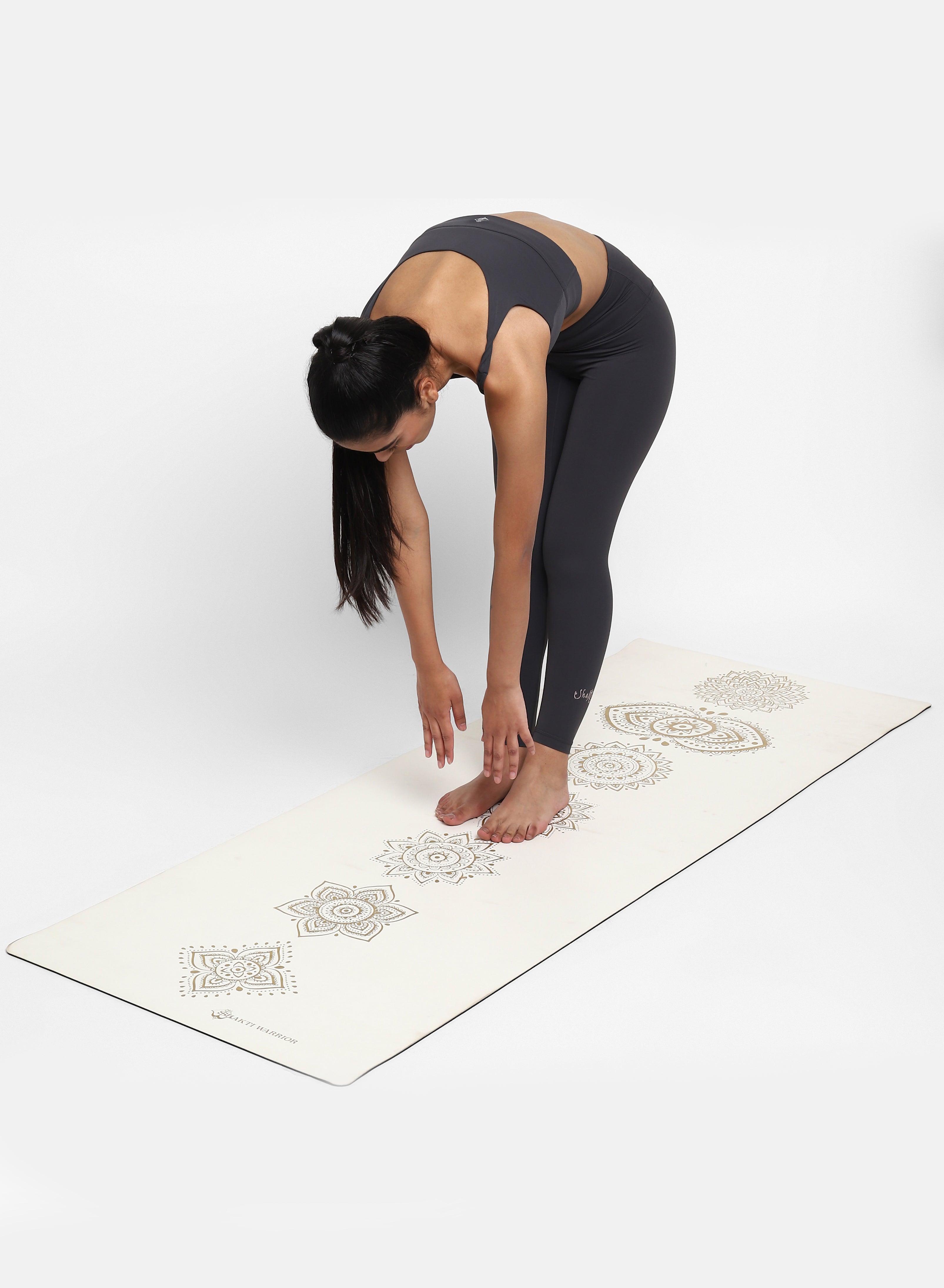 Liforme 'White Magic' Yoga Mat - White/Gold  White magic, Yoga mats  design, Travel yoga mat