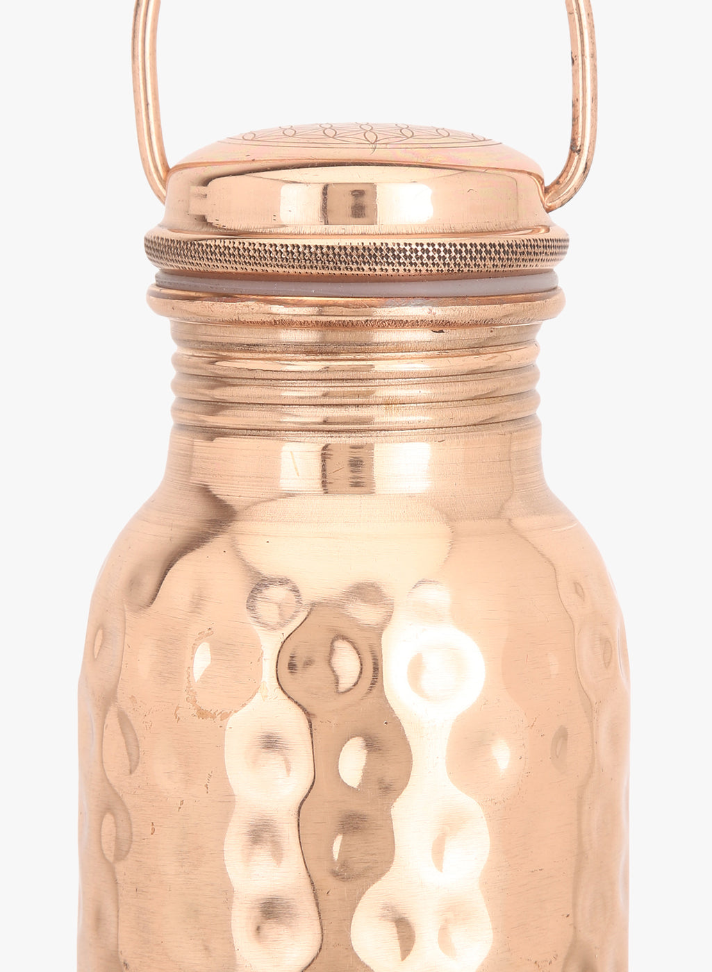 Shakti Warrior Hammered Copper Water Bottle - A blend of elegance and wellness in a unique hammered design, perfect for elevated hydration rituals.